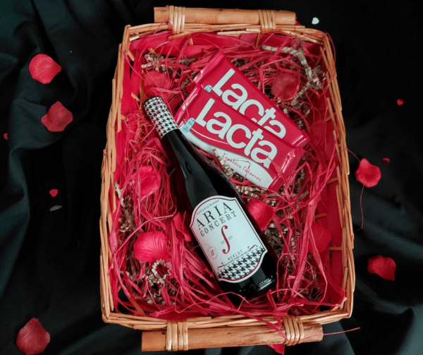 I Love You - Valentine's Gift Hamper Agora Greek Delicacies